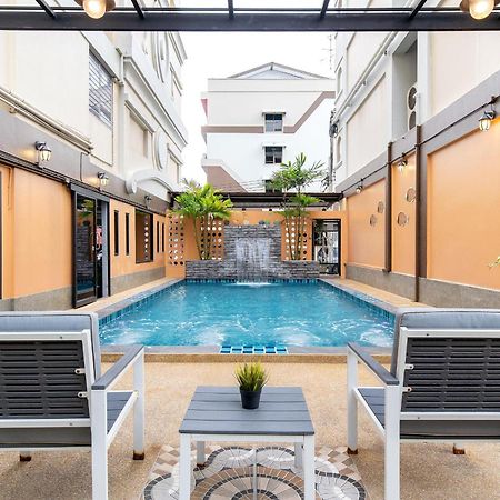 P-Park Hotel Бангкок Екстер'єр фото