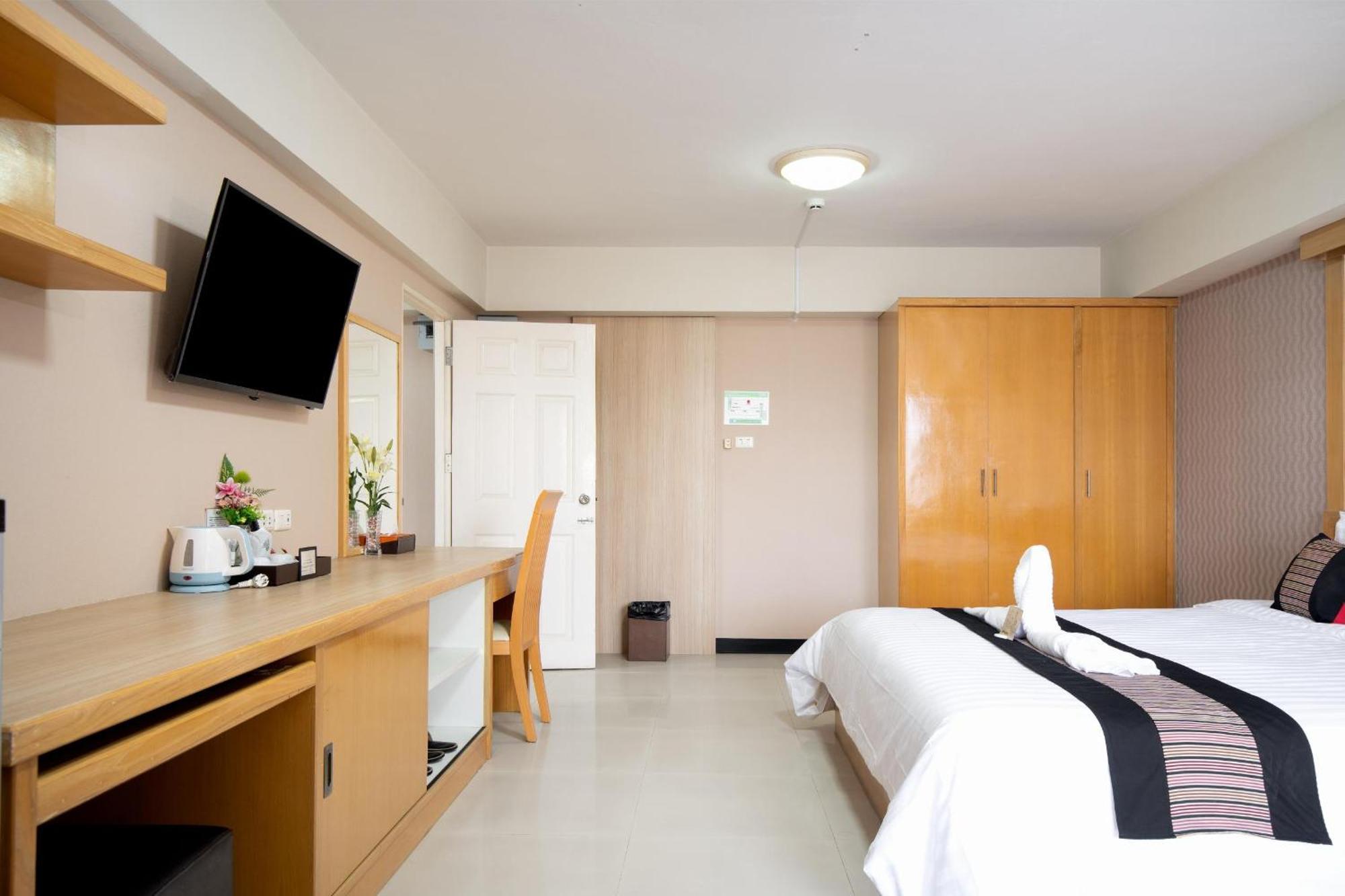 P-Park Hotel Бангкок Екстер'єр фото