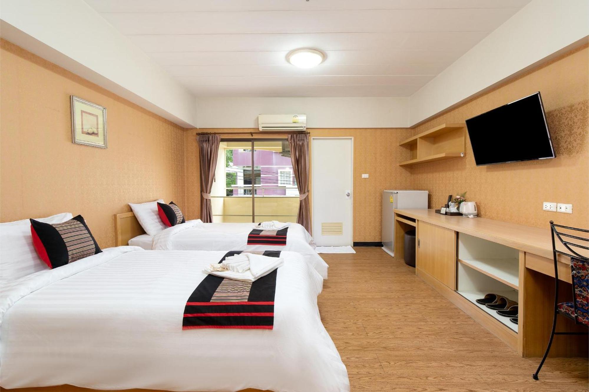 P-Park Hotel Бангкок Екстер'єр фото