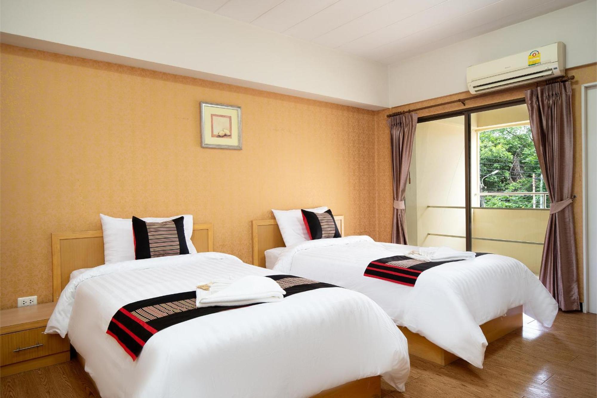 P-Park Hotel Бангкок Екстер'єр фото
