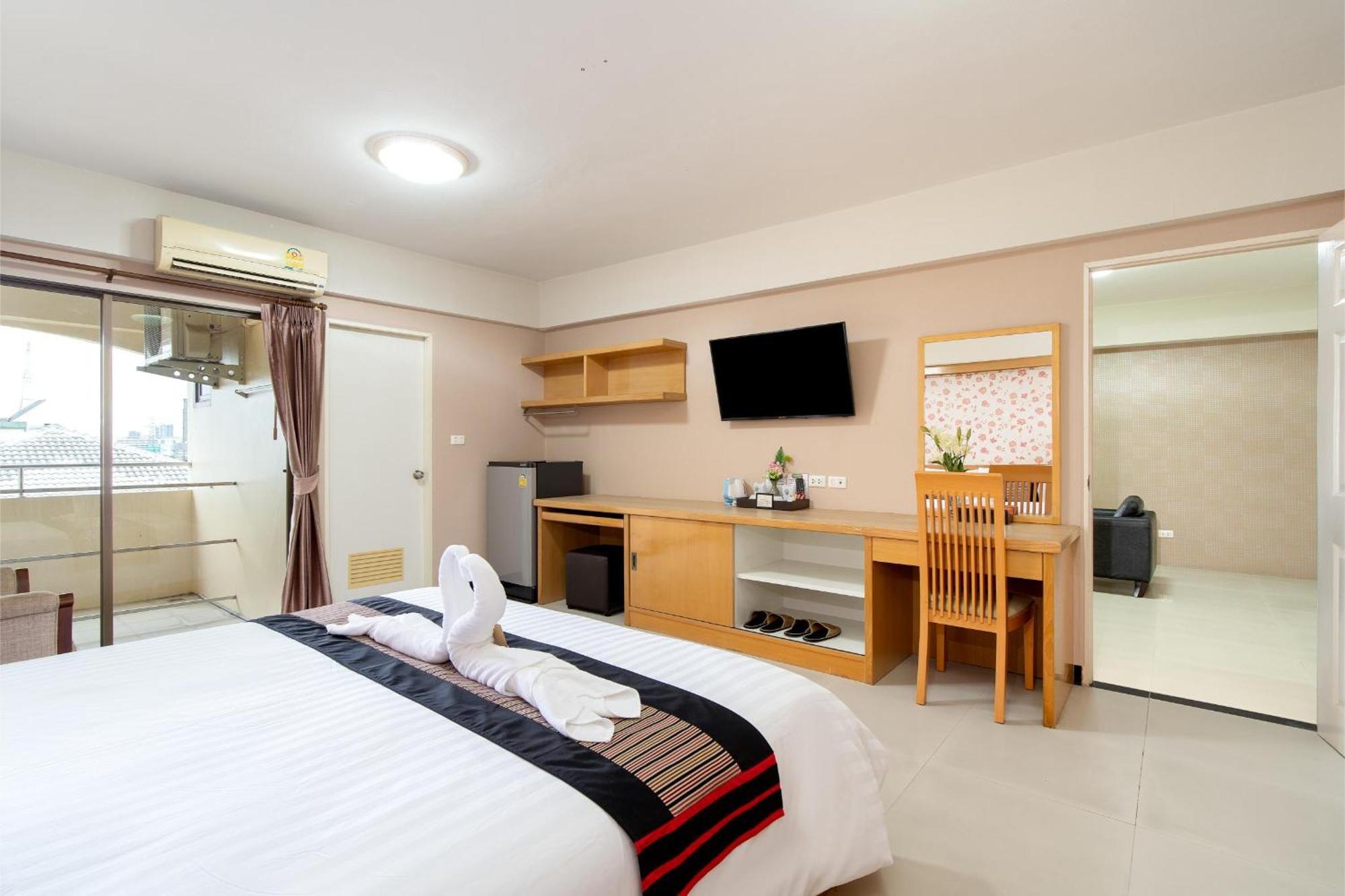 P-Park Hotel Бангкок Екстер'єр фото