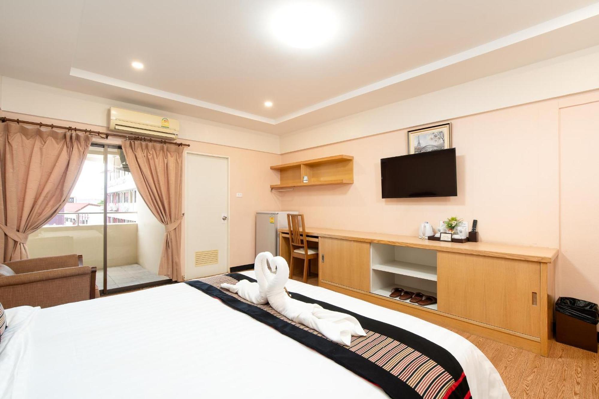 P-Park Hotel Бангкок Екстер'єр фото